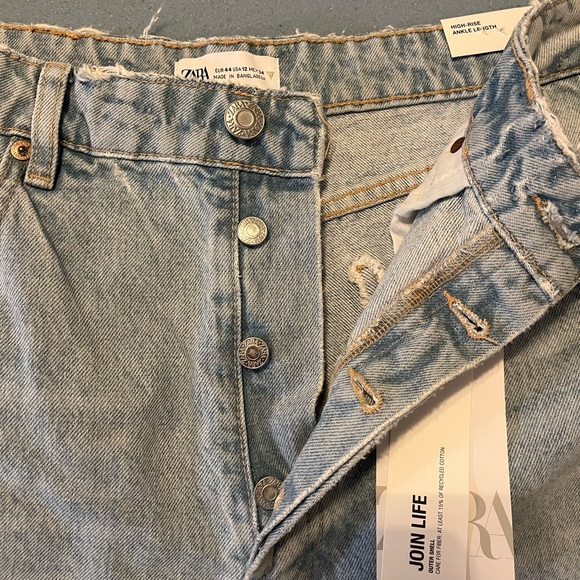 NEW! ZARA STRAIGHT LEG JEANS - Picture 14 of 15